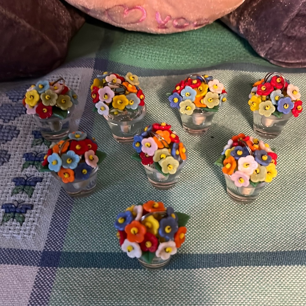 Vintage flower place card holders